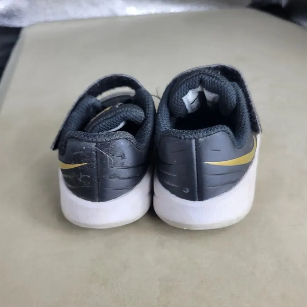 Nike questions leave